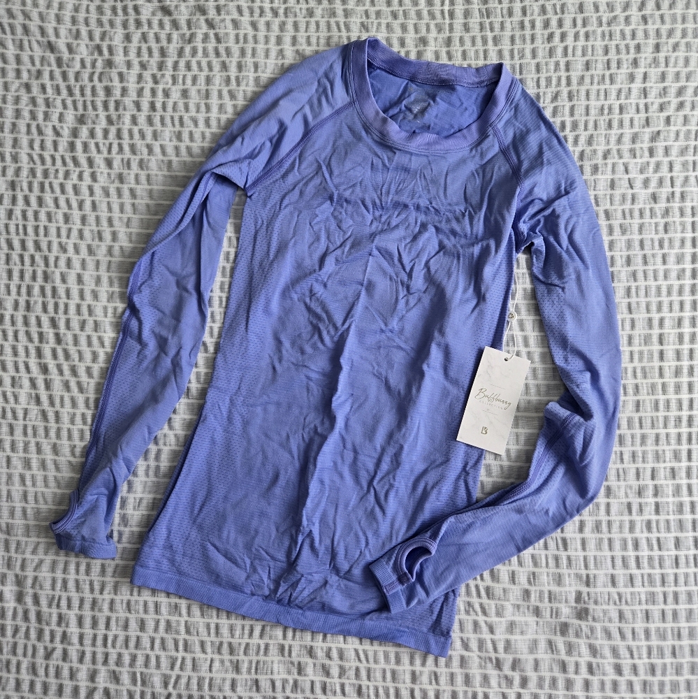 🆕️BuffBunny Synergy long sleeve back cut-out